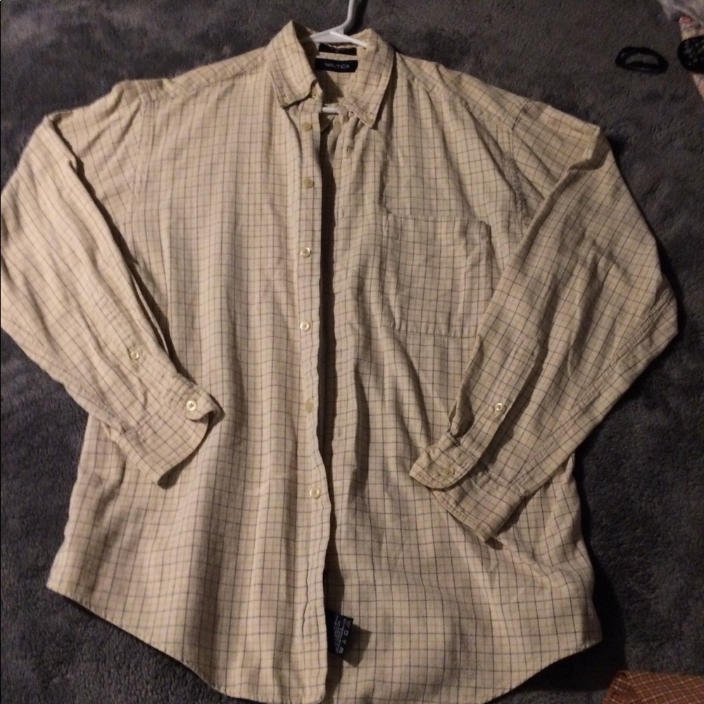 Nautica LS shirt/great condition